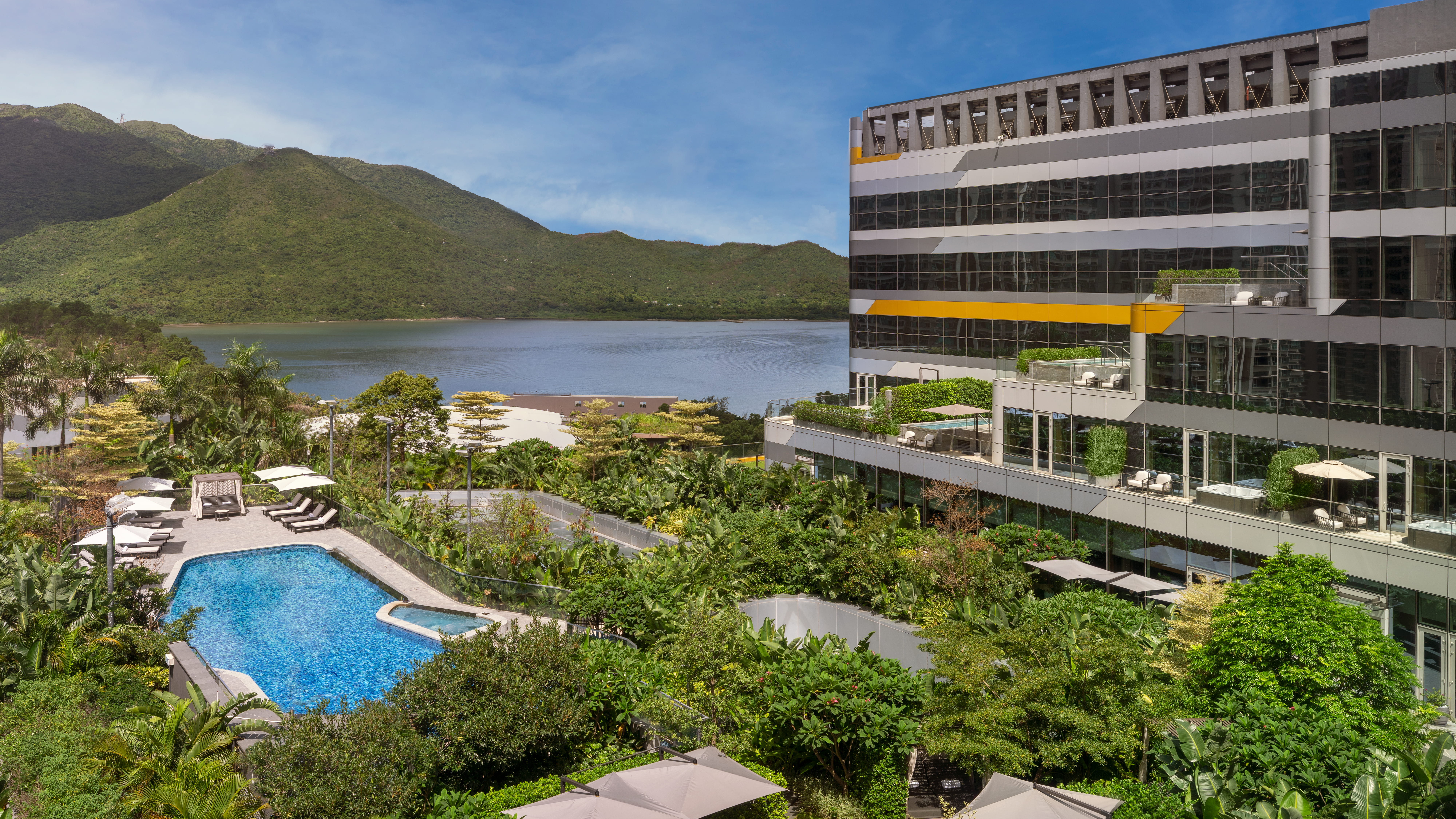 The outdoor garden view of The Silveri Hong Kong - Mgallery